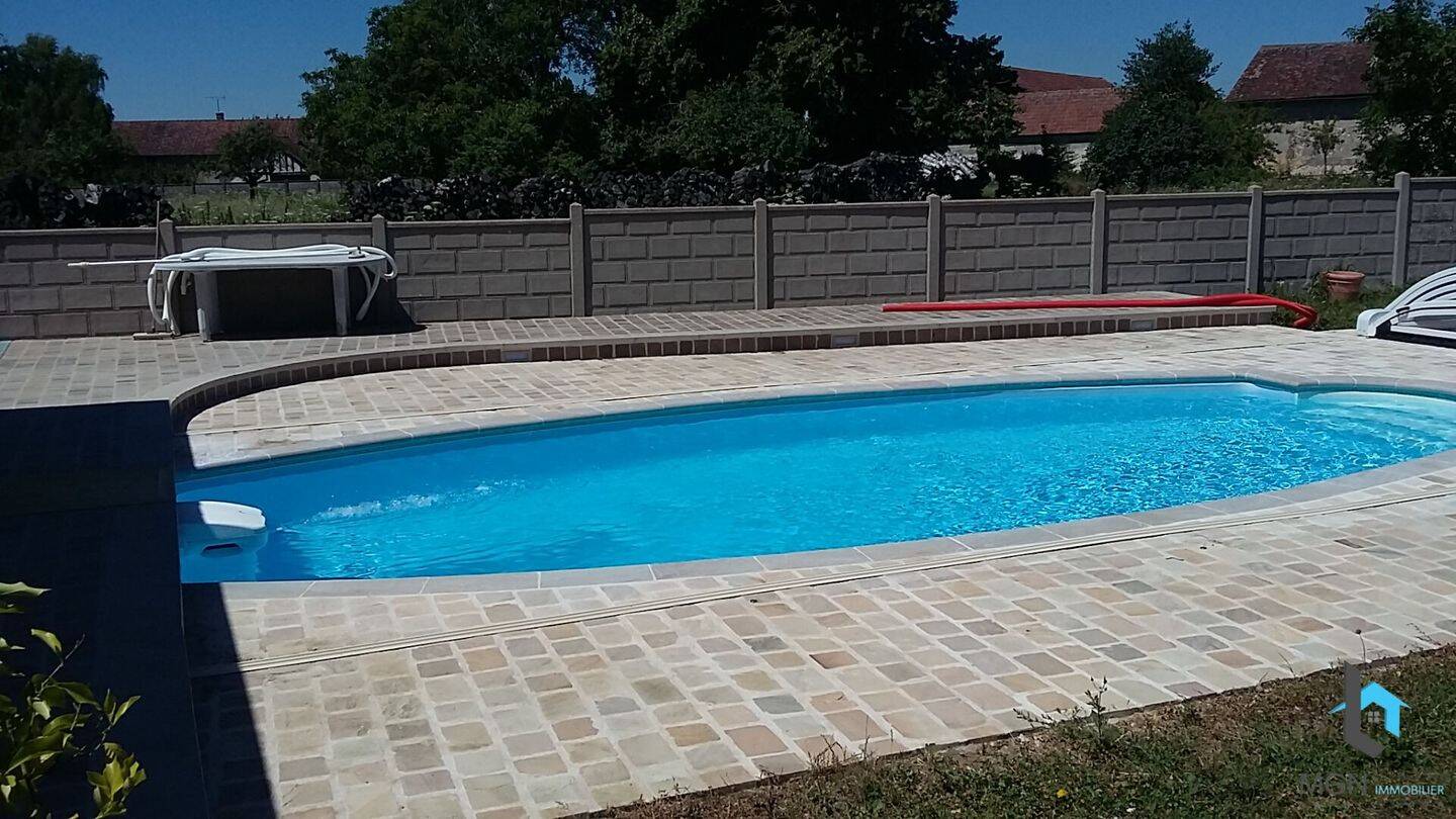 Maison à vendre, 123m², HOUDAN