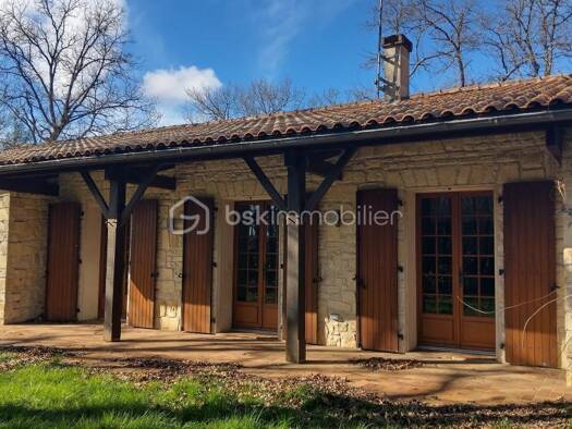 Maison de plain-pied à vendre 208 000 € 4 pièces 3 chambres 130 m² Brie 16590