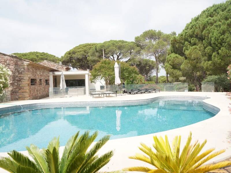 Maison à vendre, 200m², PUGET SUR ARGENS