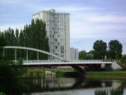 Appartement à louer 720 € 4 pièces 80 m² Étage 10/14 Centre Audincourt 25400