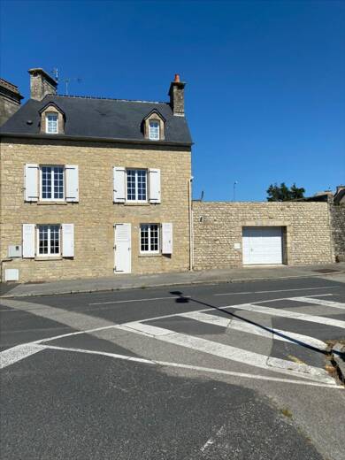 Maison de ville à vendre 176 900 € 3 pièces 2 chambres 69 m² Le Quesnay Valognes 50700