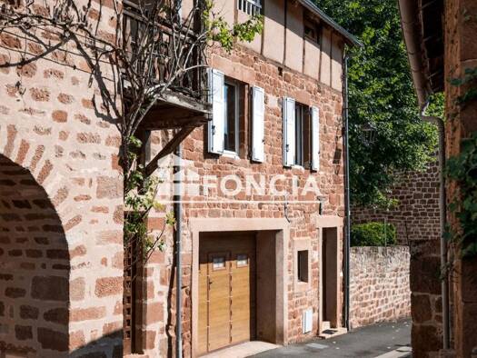 Maison à vendre 200 000 € 5 pièces 4 chambres 110 m² 80 m² de terrain Marcillac-Vallon 12330