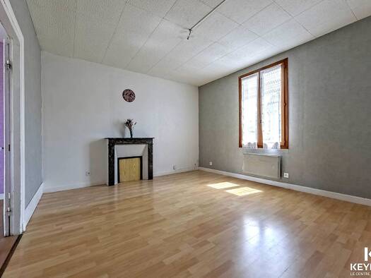 Appartement à vendre 139 900 € 3 pièces 2 chambres 51 m² Étage 1/2 Ouest Chambly 60230