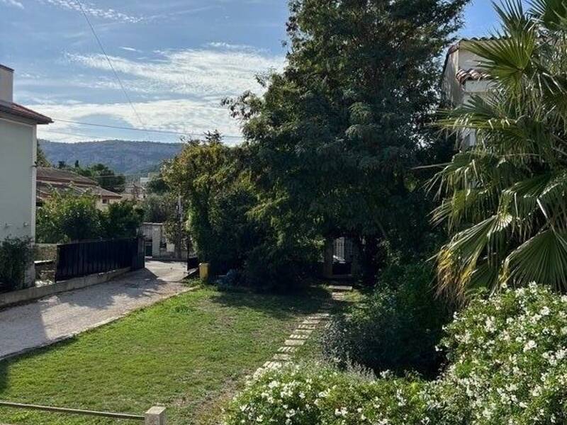 Maison à louer, 100m², MARSEILLE 9E