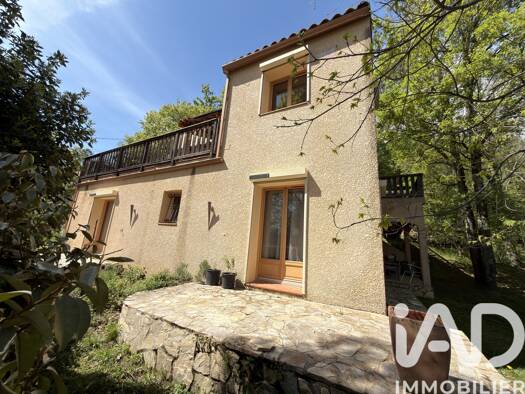 Maison à vendre 395 000 € 5 pièces 3 chambres 144 m² 2 632 m² de terrain Serralongue 66230