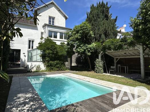 Demeure à vendre 840 000 € 9 pièces 6 chambres 212 m² 555 m² de terrain Procé Nantes 44100