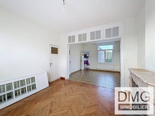 Maison à vendre 229 000 € 6 pièces 3 chambres 127 m² 227 m² de terrain Steenvoorde 59114