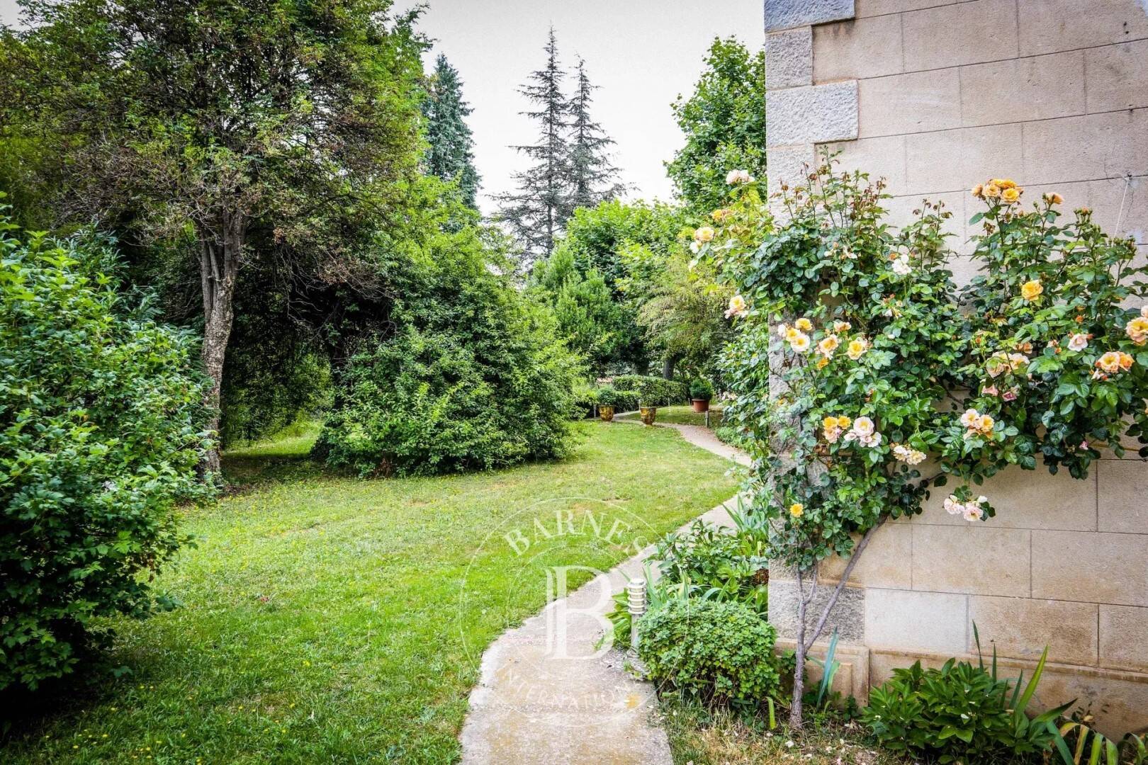 Maison à vendre, 297m², VERNET LES BAINS