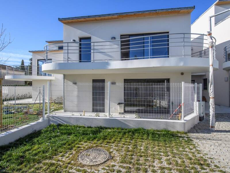 Maison à louer, 106m², VILLENEUVE LES AVIGNON