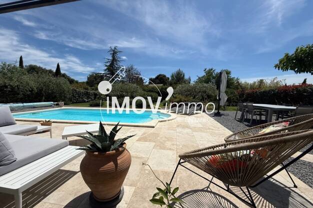 Maison à vendre 549 000 € 5 pièces 4 chambres 119 m² 1 180 m² de terrain Uzès 30700
