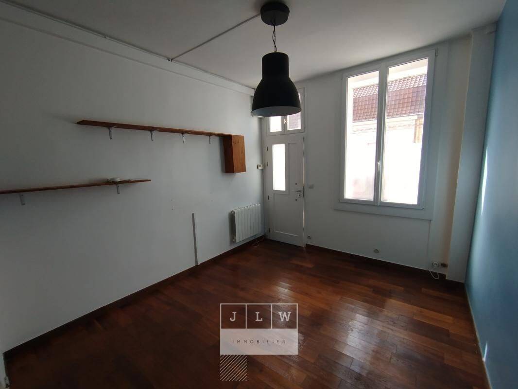 AQRC-LL152 - Maison 2 chambres non meublée — 1