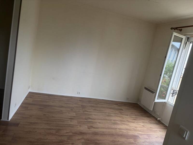 Maison à louer, 47m², SAINT MAUR DES FOSSES
