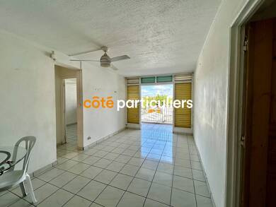 Appartement à vendre 80 000 € 3 pièces 2 chambres 53 m² Étage 3/4 Les Abymes 97139