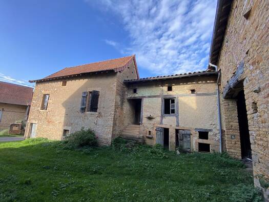 Maison à vendre 50 000 € 3 pièces 51 m² 453 m² de terrain La Chapelle-sous-Brancion 71700