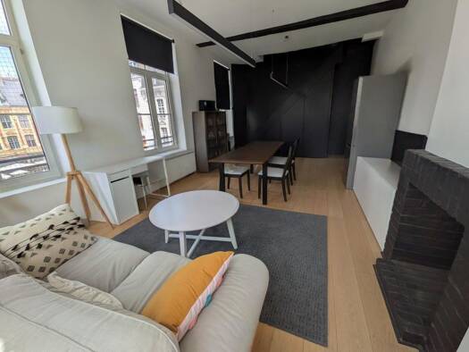 Duplex à vendre 273 000 € 2 pièces 1 chambre 50 m² Étage 2/2 Centre Lille 59000