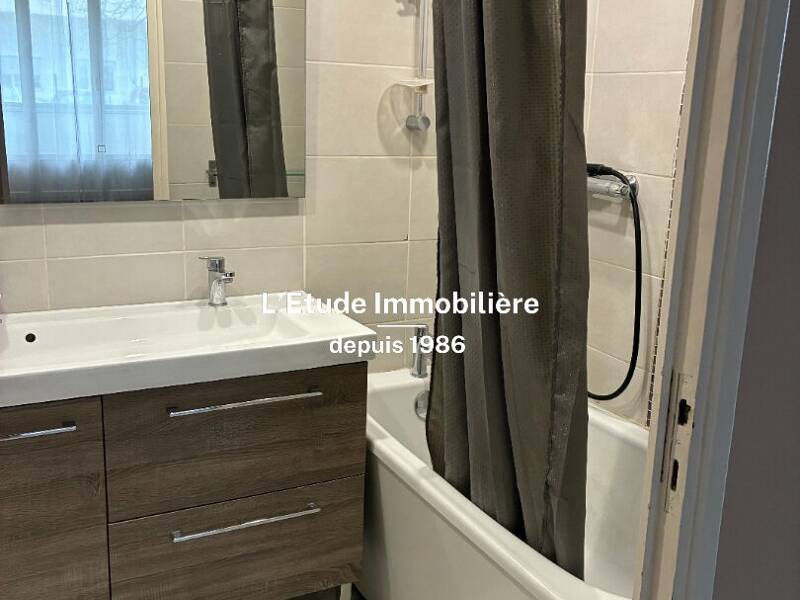 Maison à louer, 70m², CALUIRE ET CUIRE