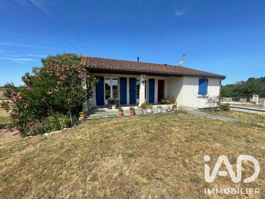 Maison à vendre 185 000 € 4 pièces 3 chambres 112 m² 1 830 m² de terrain Germignac 17520