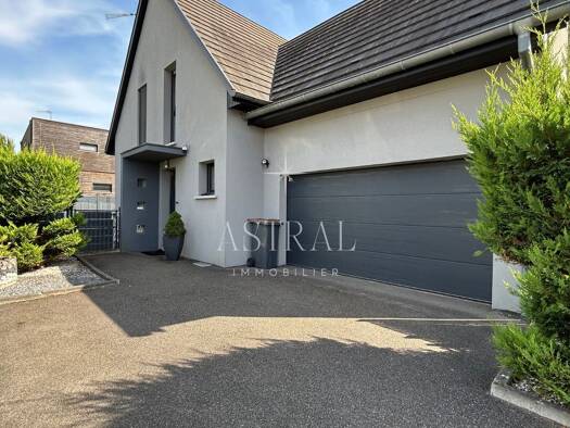 Maison à vendre 439 000 € 4 pièces 3 chambres 109 m² 590 m² de terrain Nord Brunstatt-Didenheim 68350
