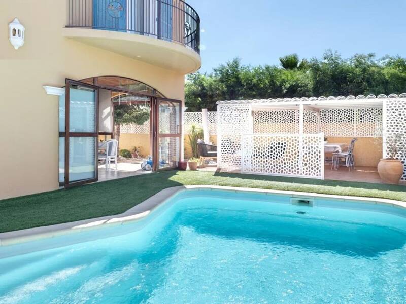 Maison à vendre, 146m², VILLENEUVE DE LA RAHO