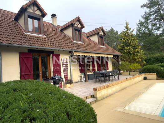 Maison à vendre 334 000 € 7 pièces 4 chambres 170 m² 16 535 m² de terrain Pruniers-en-Sologne 41200