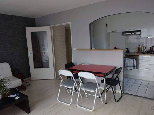 Appartement à louer - logement étudiant 780 € 2 pièces 1 chambre 41 m² 3ème étage Rennes 35000