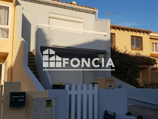 Appartement à louer 785 € 3 pièces 2 chambres 54 m² 1er étage Sainte-Marie-la-Mer 66470