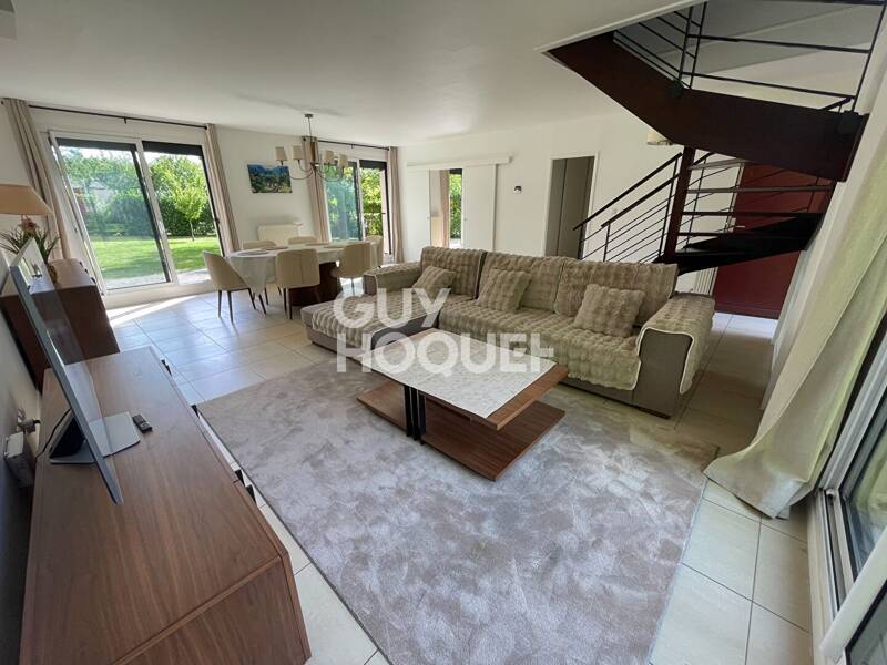 Maison à louer, 130m², CHESSY