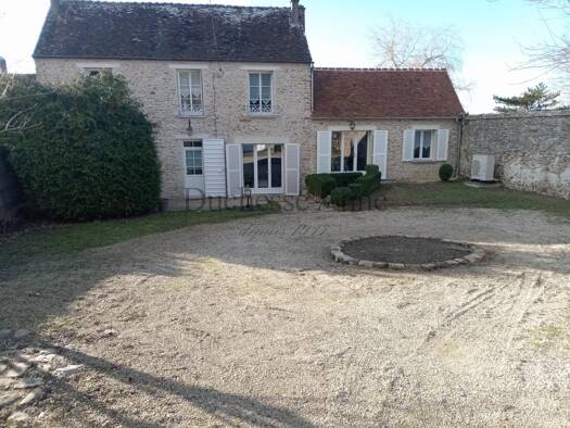 Maison à louer 2 350 € 5 pièces 3 chambres 121 m² Galluis 78490