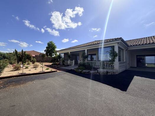 Villa à vendre - Première occupation 490 000 € 3 pièces 3 chambres 170,31 m² 1 312 m² de terrain Biziat 01290
