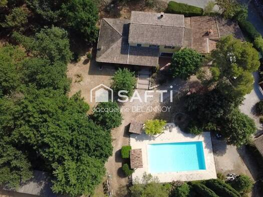 Villa à vendre 749 000 € 5 pièces 4 chambres 197 m² 5 045 m² de terrain Fayence 83440