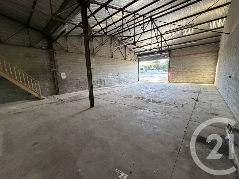 Maison à louer, 315m², L'ISLE JOURDAIN