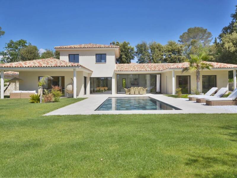 Maison à vendre, 235m², VALBONNE