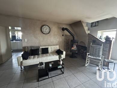Maison à vendre 76 000 € 4 pièces 2 chambres 86 m² 108 m² de terrain Montvicq 03170