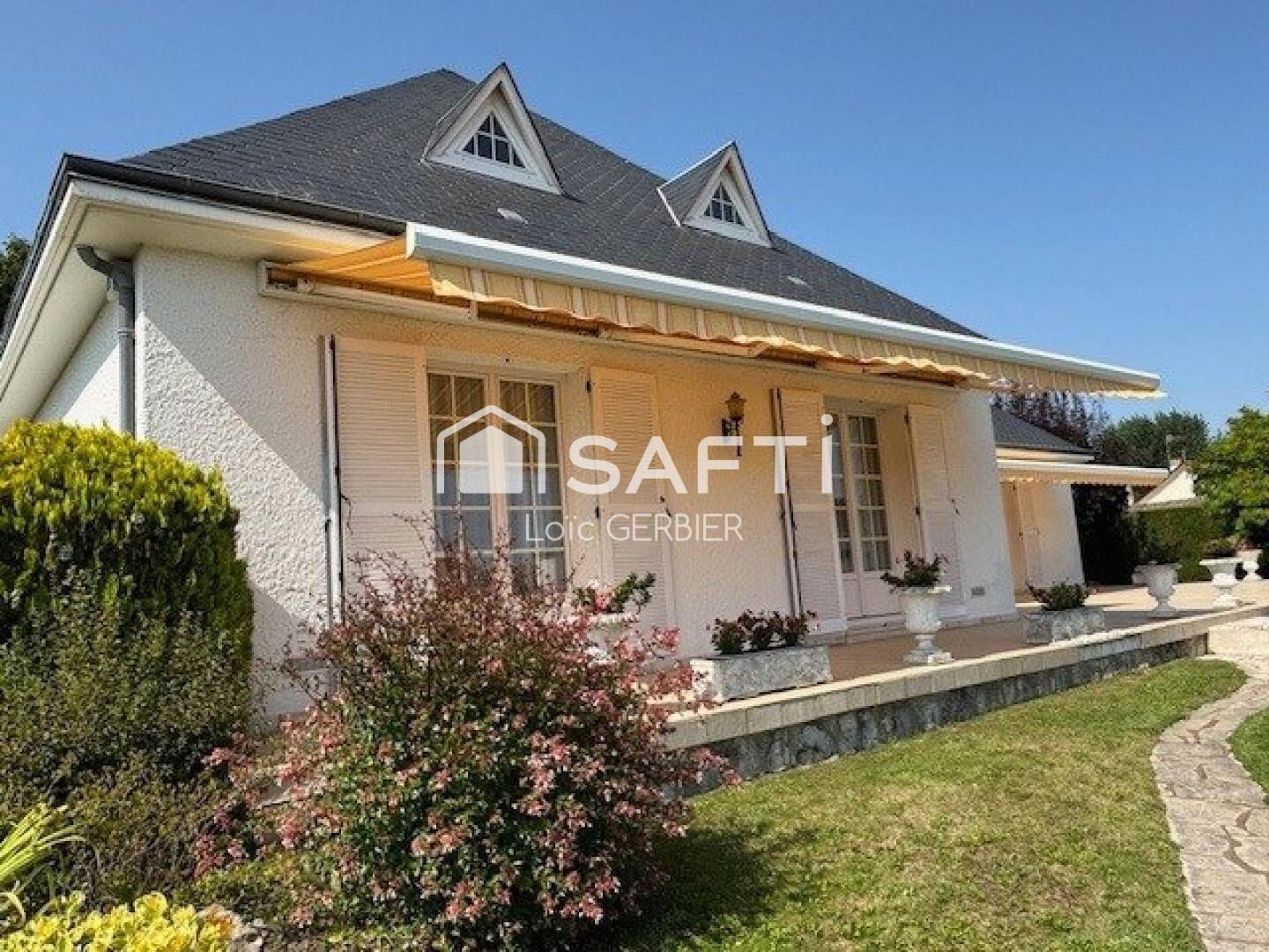 Maison à vendre, 360m², MONTOIRE SUR LE LOIR