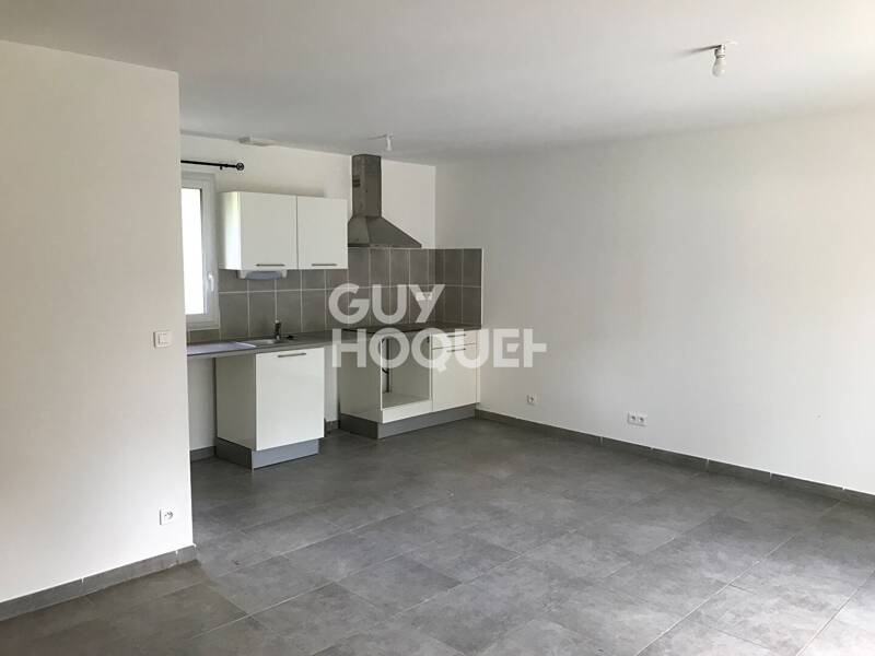 Maison à louer, 55m², SAINT CAPRAIS DE BORDEAUX