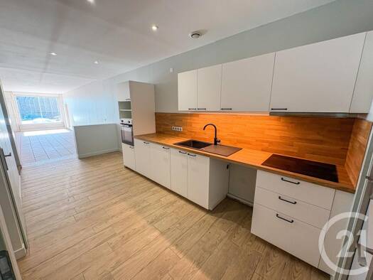 Maison à vendre 239 000 € 5 pièces 3 chambres 151,15 m² Romanèche-Thorins 71570