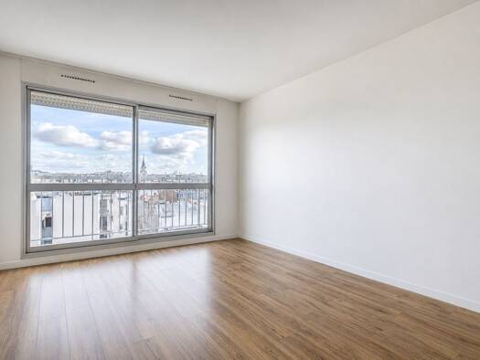 Appartement à vendre 295 000 € 1 pièce 28 m² Étage 8/8 Clignancourt-Jules Joffrin Paris 18ème arrondissement 75018