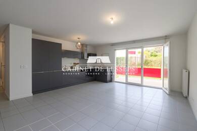 Appartement à vendre 297 000 € 4 pièces 3 chambres 82 m² RDC/2 Briscous 64240