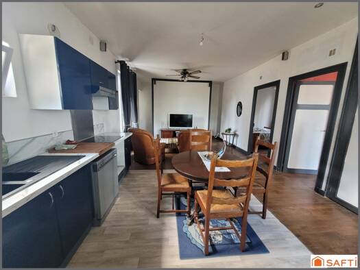 Maison à vendre 112 500 € 4 pièces 3 chambres 81 m² 138 m² de terrain Le Jardin Public Parthenay 79200
