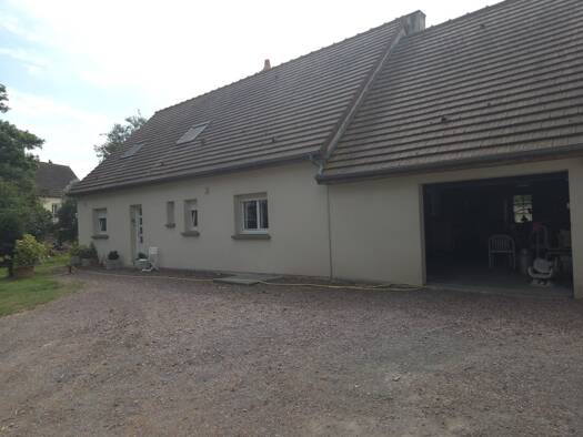 Maison de plain-pied à vendre 261 000 € 4 pièces 2 chambres 110 m² 1 455 m² de terrain Cheux 14210