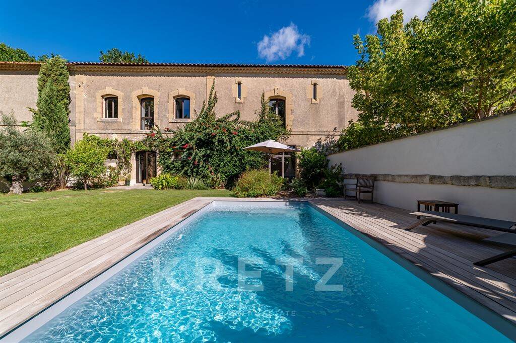 Maison à vendre, 290m², GALLARGUES LE MONTUEUX