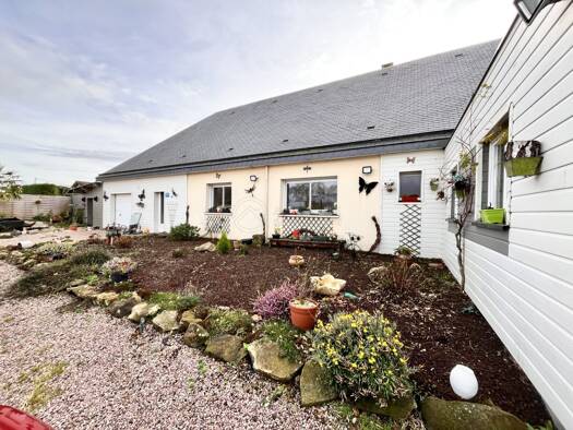 Maison à vendre 468 000 € 9 pièces 7 chambres 334 m² 3 930 m² de terrain Yerville 76760