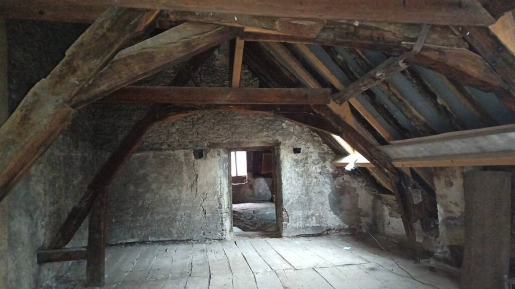 Appartement à vendre 135 000 € 1 pièce 99,8 m² RDC Centre Ville Beaune 21200