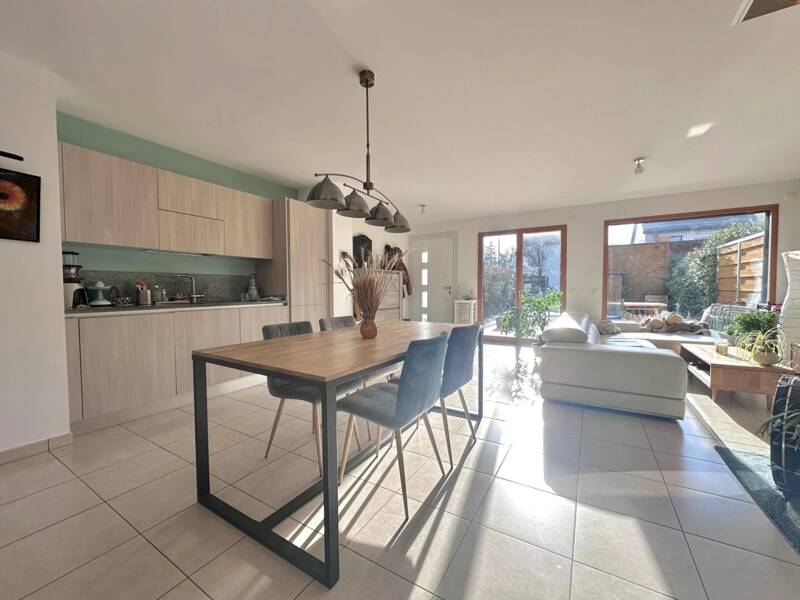 Maison à louer, 117m², ECHENEVEX