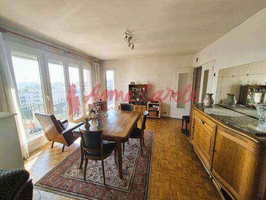 Appartement à vendre 345 000 € 3 pièces 2 chambres 74,7 m² Étage 7/7 Plaisance-Les Maréchaux Nogent-sur-Marne 94130