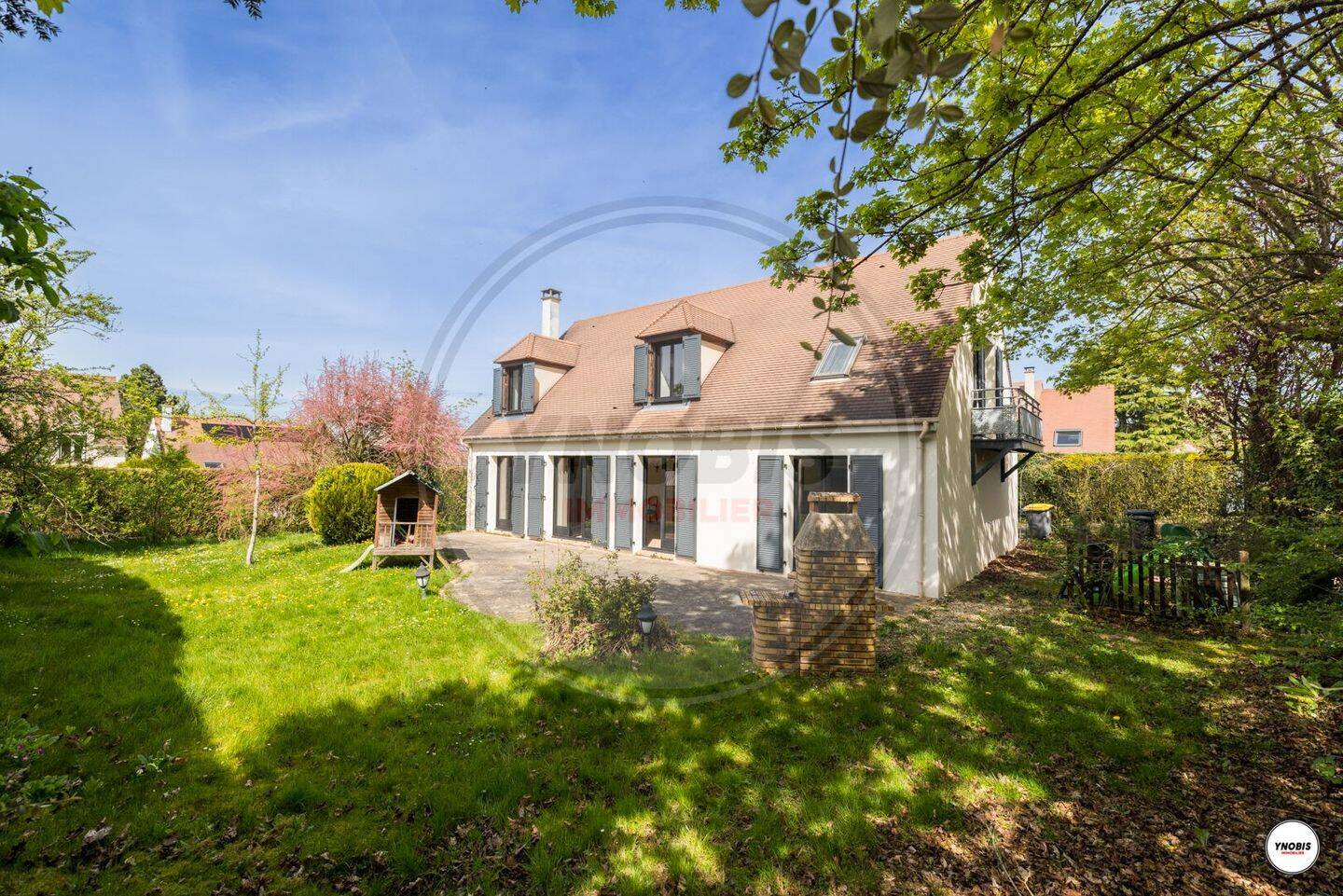 Maison à vendre, 164m², MORAINVILLIERS