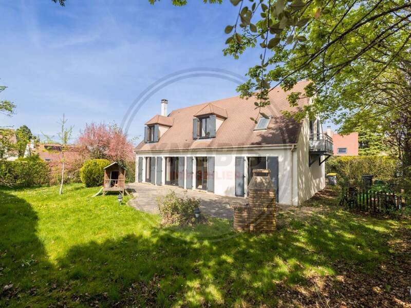 Maison à vendre, 164m², MORAINVILLIERS
