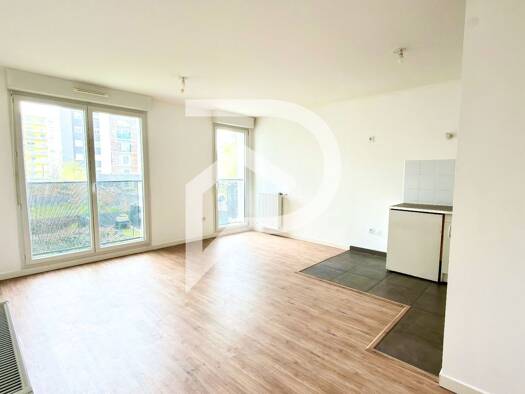 Appartement à vendre 175 000 € 2 pièces 1 chambre 47 m² Étage 1/3 Centre Ville Tremblay-en-France 93290