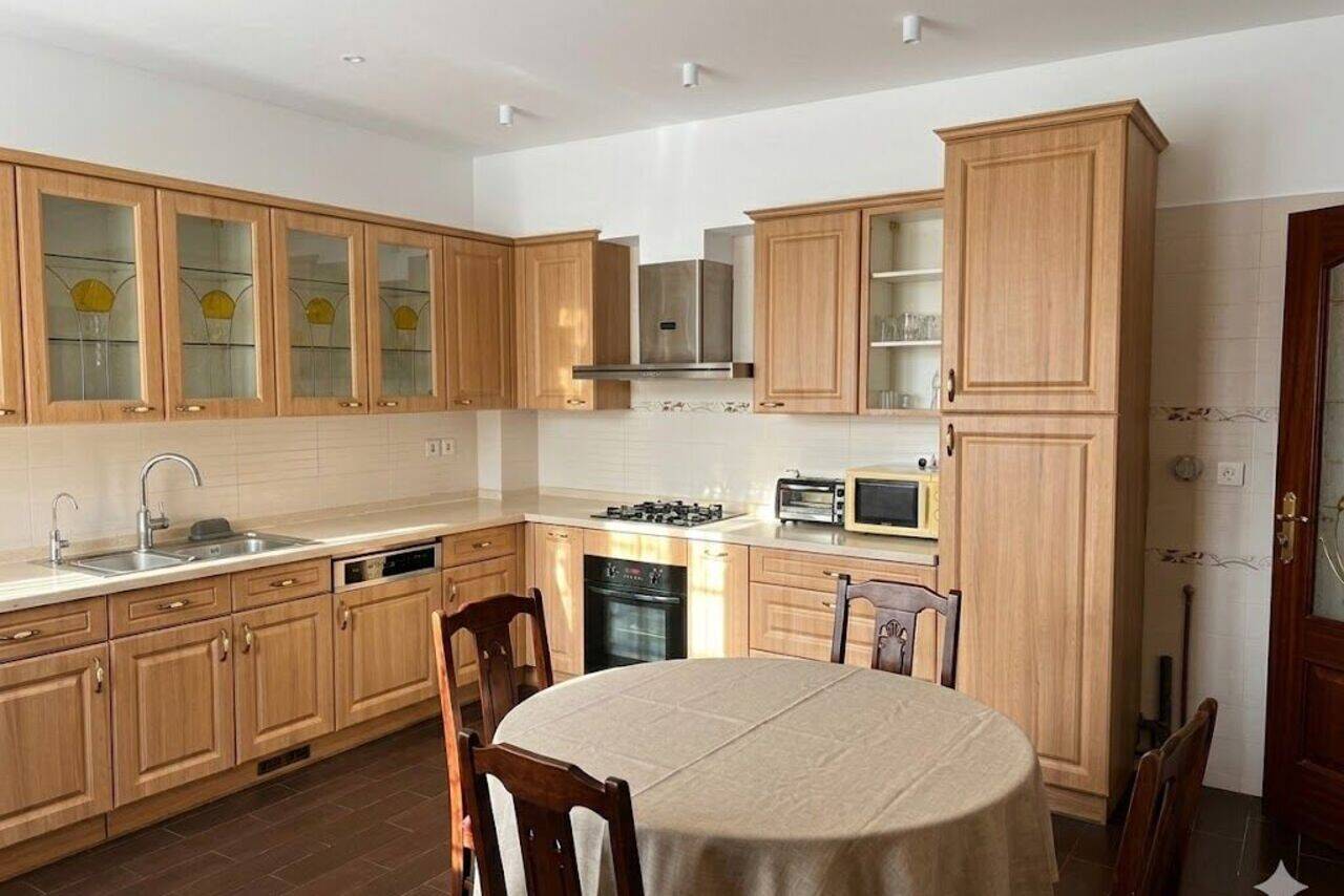 Maison à vendre, 358m², SAINT MAUR DES FOSSES