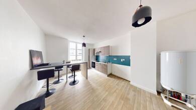 Appartement à louer 830 € 2 pièces 1 chambre 46 m² 2 étages Bourgoin Jallieu 38300